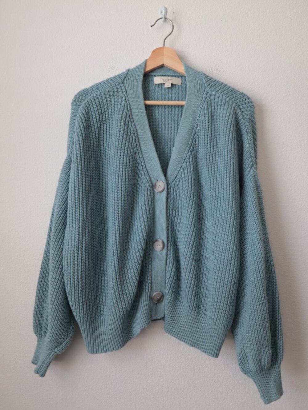 LOFT Ribbed V-Neck Button Front Cotton Cardigan | L